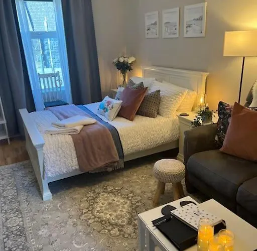 Small Cosy Studio Flat Near The Sea, Central Oban